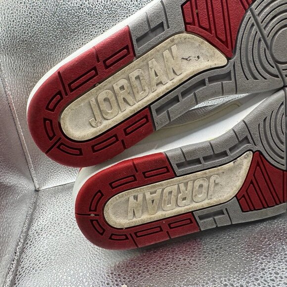 Size 10.5 Nike Air Jordan Retro Chicago Home White Red Mens Sneakers 385475-102 - Picture 11 of 11